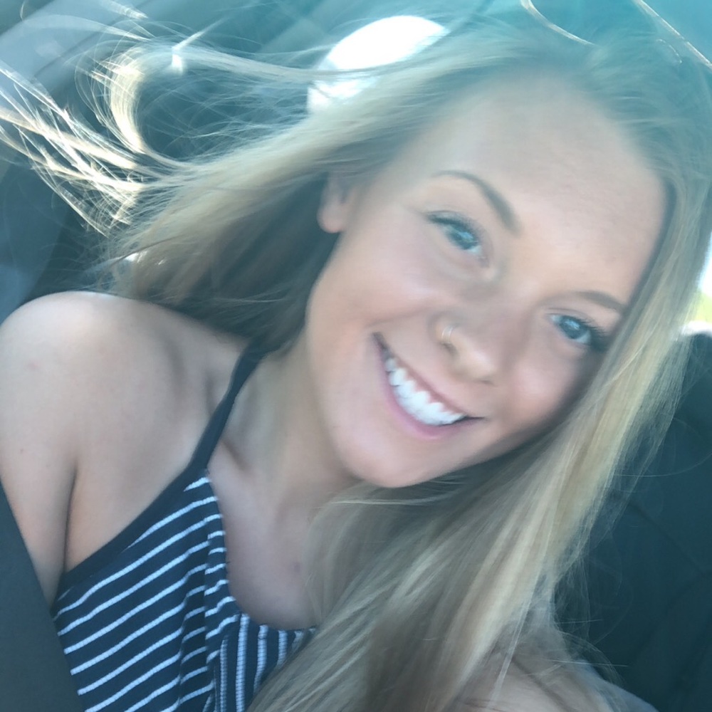 Meet your Posher, Hannah